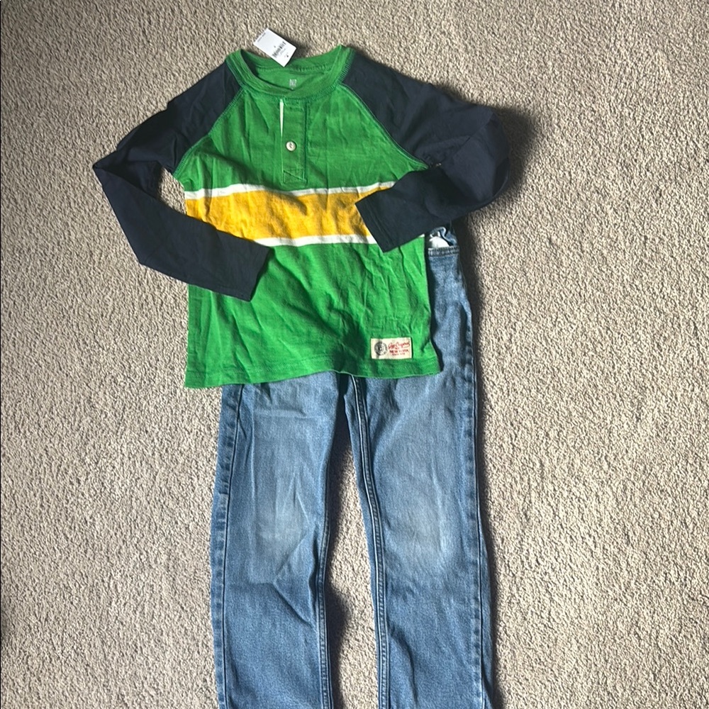 GAP Green and Yellow Long Sleeve Tees Sporty Comfort